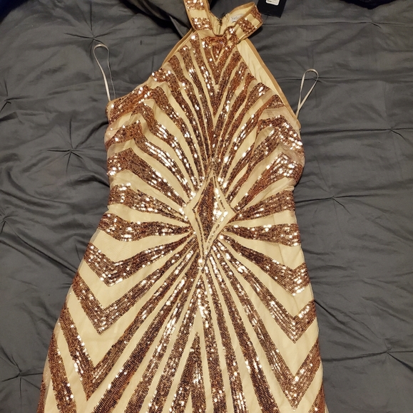 Dress - Picture 1 of 1